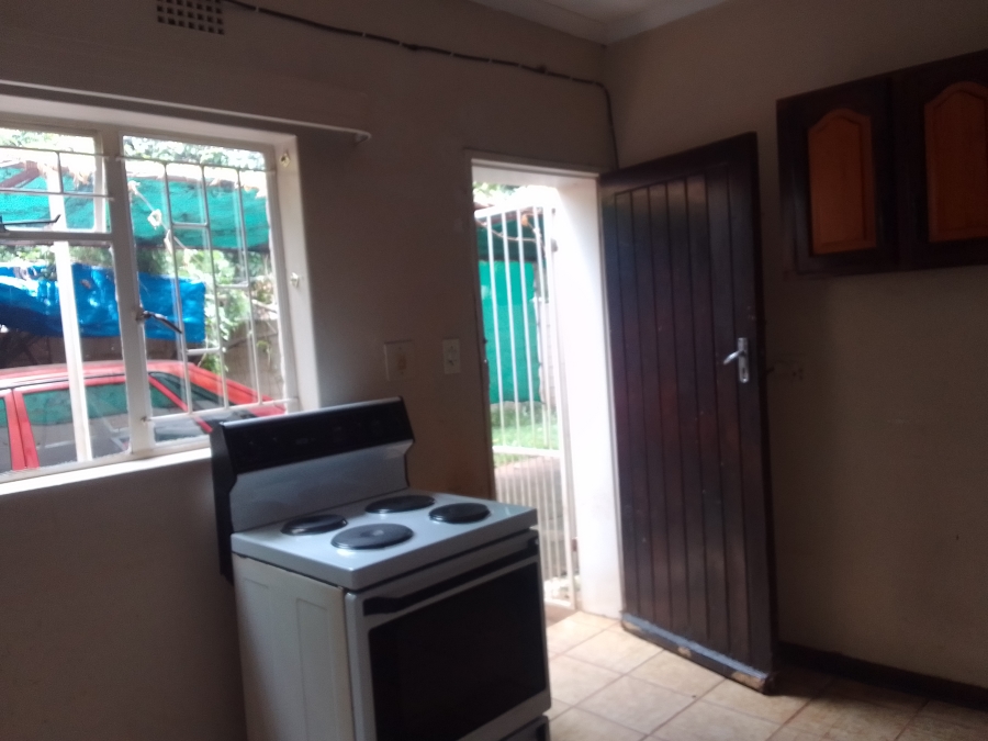 2 Bedroom Property for Sale in Geelhoutpark North West